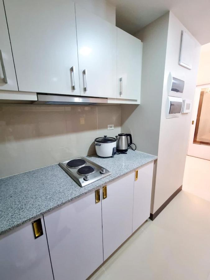 Modern 1Br In Uptown Bgc Taguig Exterior foto